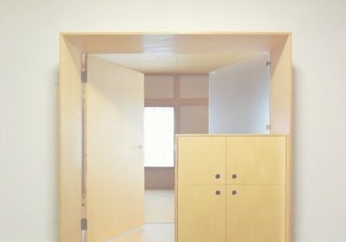 棚のむこうがわ